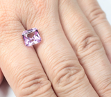 Кунцит высокой чистоты 4,37 карата 