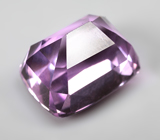 Кунцит высокой чистоты 6,42 карата 