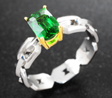 Кольцо из серебра и золота c ярким «неоновым» цаворитом 1,15 карата 