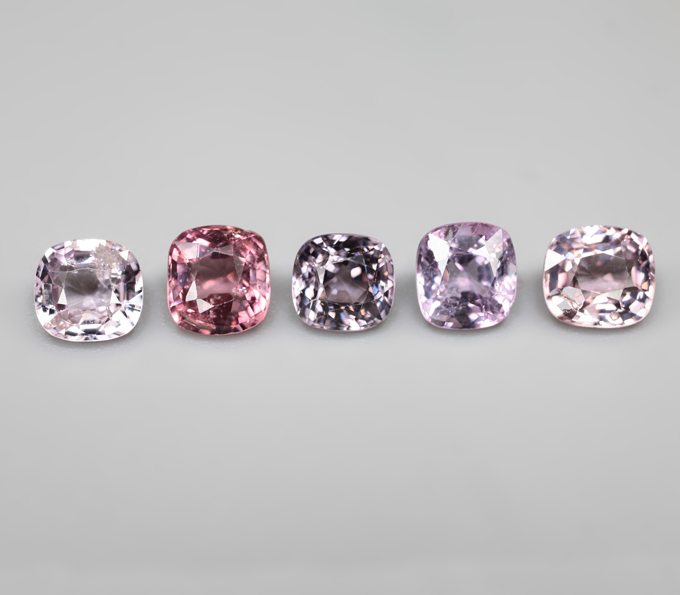 Крупный набор из 5 шпинелей высокой чистоты 7,31 карата