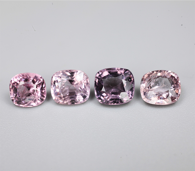 Набор из 4 шпинелей 2,93 карата