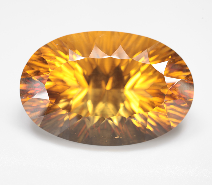 Крупный! Цитрин лазерной огранки 47,3 карата