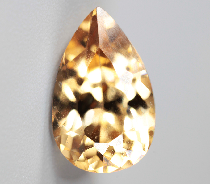 Желтый циркон 3,39 карата