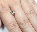 Чистейший желтый цоизит 1,58 карата 