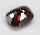 Насыщенно-красная шпинель 1,28 карата