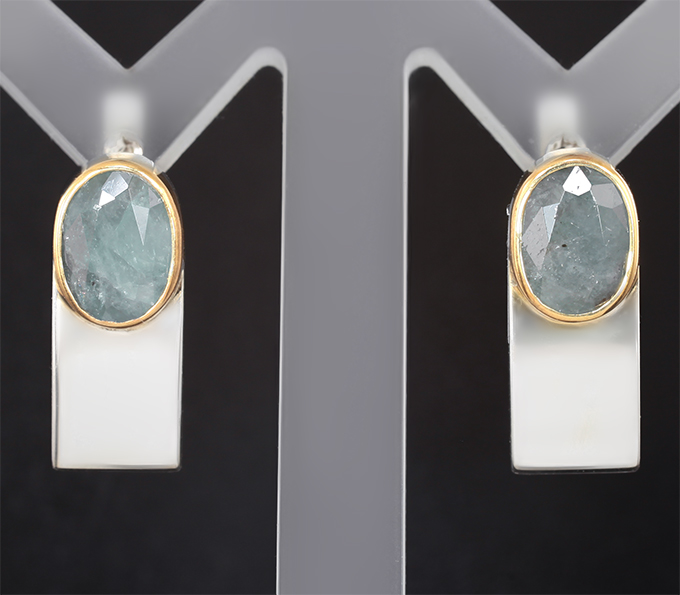 Серьги с уральскими александритами 6,14 карата