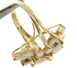 Кольцо с белыми опалами и бриллиантами Золото