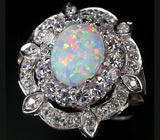 Эффектное кольцо с лабораторным опалом Серебро 925