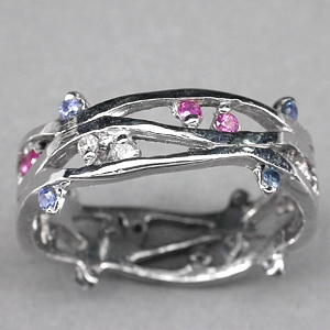 Авангардное кольцо с сапфирами