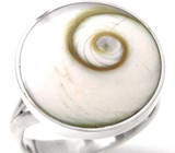 Кольцо с крупной круглой раковиной Shiva Серебро 925