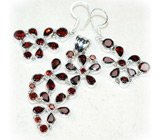 Изящный комплект с гранатами Серебро 925