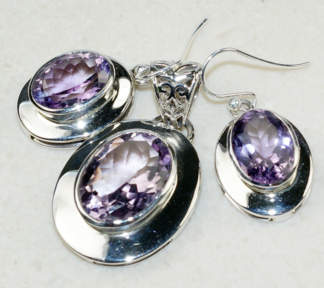 Комплект с аметистами