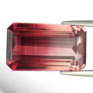 Великолепный полихромный турмалин 17,58 карат