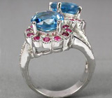 Ярко-голубые топазы в окружении рубинов Серебро 925