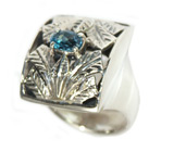 Кольцо «Открытие» с голубым топазом Серебро 925