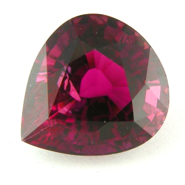 Пурпурно-малиновый турмалин 23,19 карата