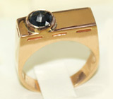 Стильный перстень с черным бриллиантом Золото