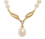 Колье с нежно-кремовым жемчугом Золото