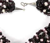 Изящное колье с жемчугом и родолитами гранатами Не указан