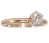 Элегантное кольцо с бриллиантом Золото