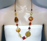 Великолепное колье с самоцветами