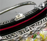 Сумочка "Три Орхидеи"! Ручная работа Не указан