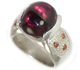 Авторское кольцо с рубеллитом и гранатами