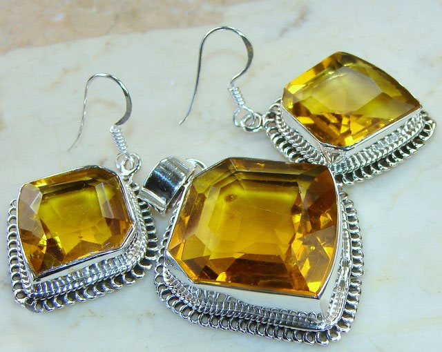 Комплект с солнечным кварцем