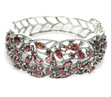 Превосходный ажурный браслет с гранатами Серебро 925