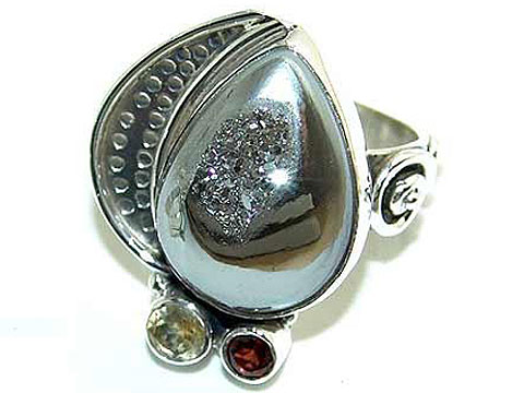 Кольцо с серебряной друзой