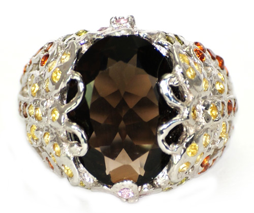 Замечательный перстень с дымчатым топазом