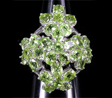 Красивейшее кольцо с перидотами Серебро 925