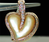 Золотистый перламутр и бриллианты в подвеске-сердце от "SP" Золото