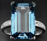 Кольцо с красивейшим голубым топазом и цирконами Серебро 925