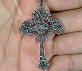 Эффектный кулон-крест с марказитами Серебро 925