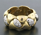 Эффектное кольцо с бриллиантами Золото