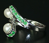 Эффектное кольцо с жемчугом и изумрудами Серебро 925