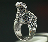 Кольцо-скульптура "Кобра" с синими сапфирами Серебро 925