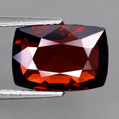 Оранжевая шпинель 3,95 карат