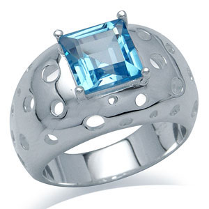 Кольцо из коллекции "Ireland" с голубым топазом