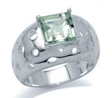 Колцо из коллекции "Ireland" с зеленым аметистом Серебро 925