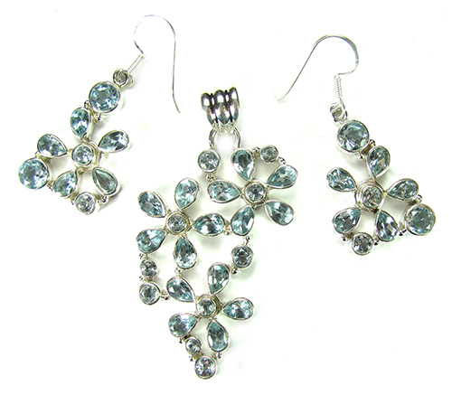 Элегантный комплект с топазами