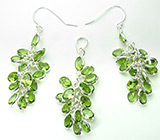 Комплект с гроздьями ярких перидотов Серебро 925