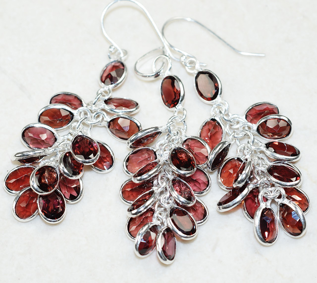 Комплект с гроздьями гранатов