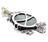 Перламутровая камея на ониксе с жемчугом и самоцветами Серебро 925