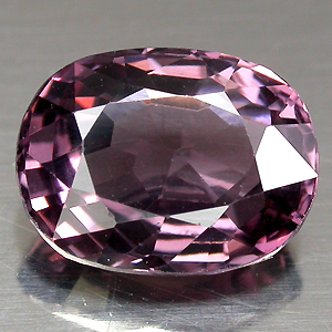 Пурпурно-розовая шпинель 3,05 карат