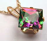 Золотая подвеска с мистик-топазом на цепочке