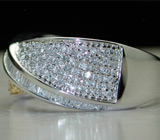 Оригинальное кольцо с бриллиантами Золото