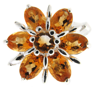 Кольцо-цветок с золотистыми цитринами