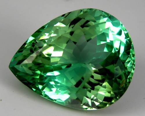 Чистейший гидденит (зеленый кунцит) 51,5 карат